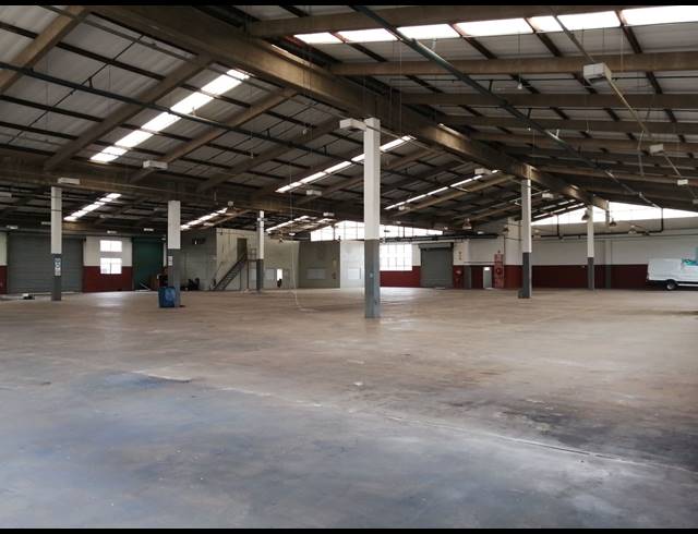 2,675M² WAREHOUSE TO LET IN WESTMEAD
